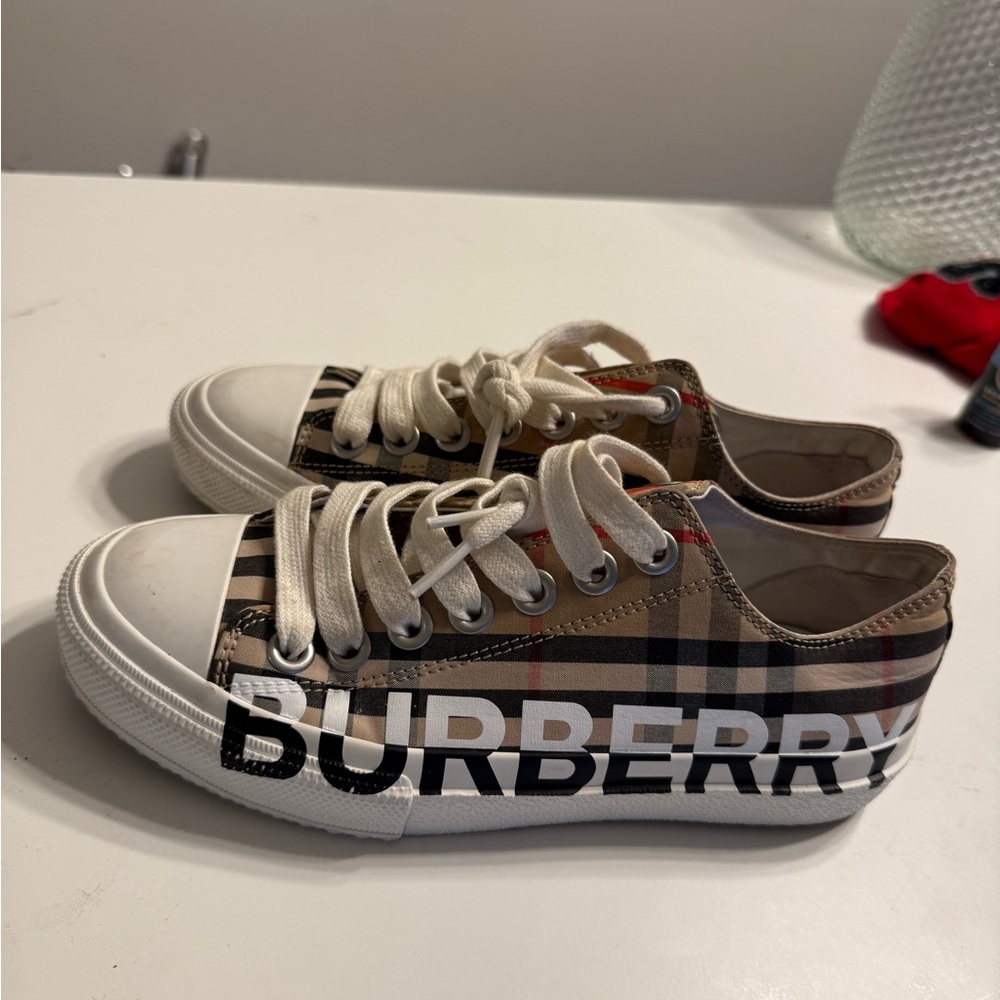 Burberry Plaid Sneakers - Brown and White